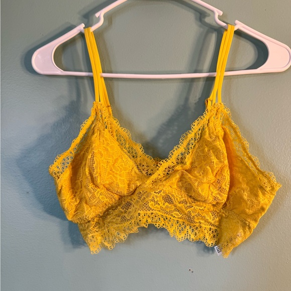 Sunshine yellow, Soma , lace, size large, bralette. - Picture 1 of 4